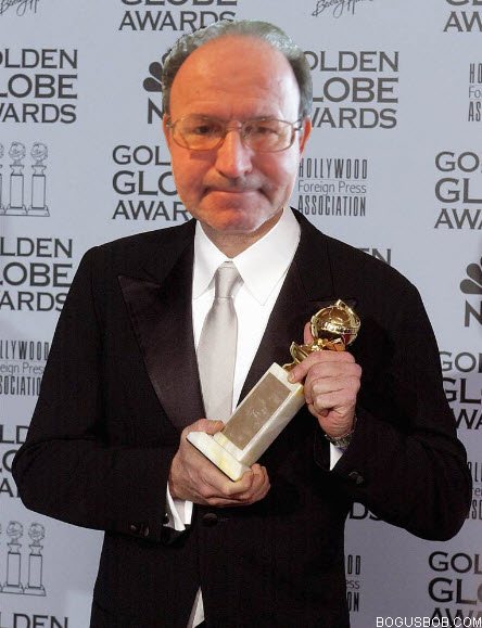  Bogus Bob receives a Golden Globe 